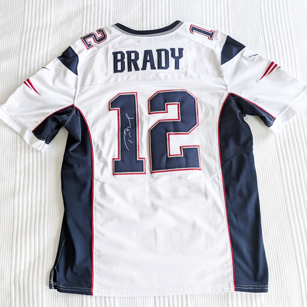 Signed Brady New England Patriots  Jersey